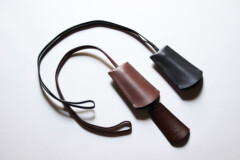【天童木工】SHOEHORN NECKLACE アダムエロペ ADAM ET ROPE“ SHOEHORN NECKLACE ”｜天童木工
